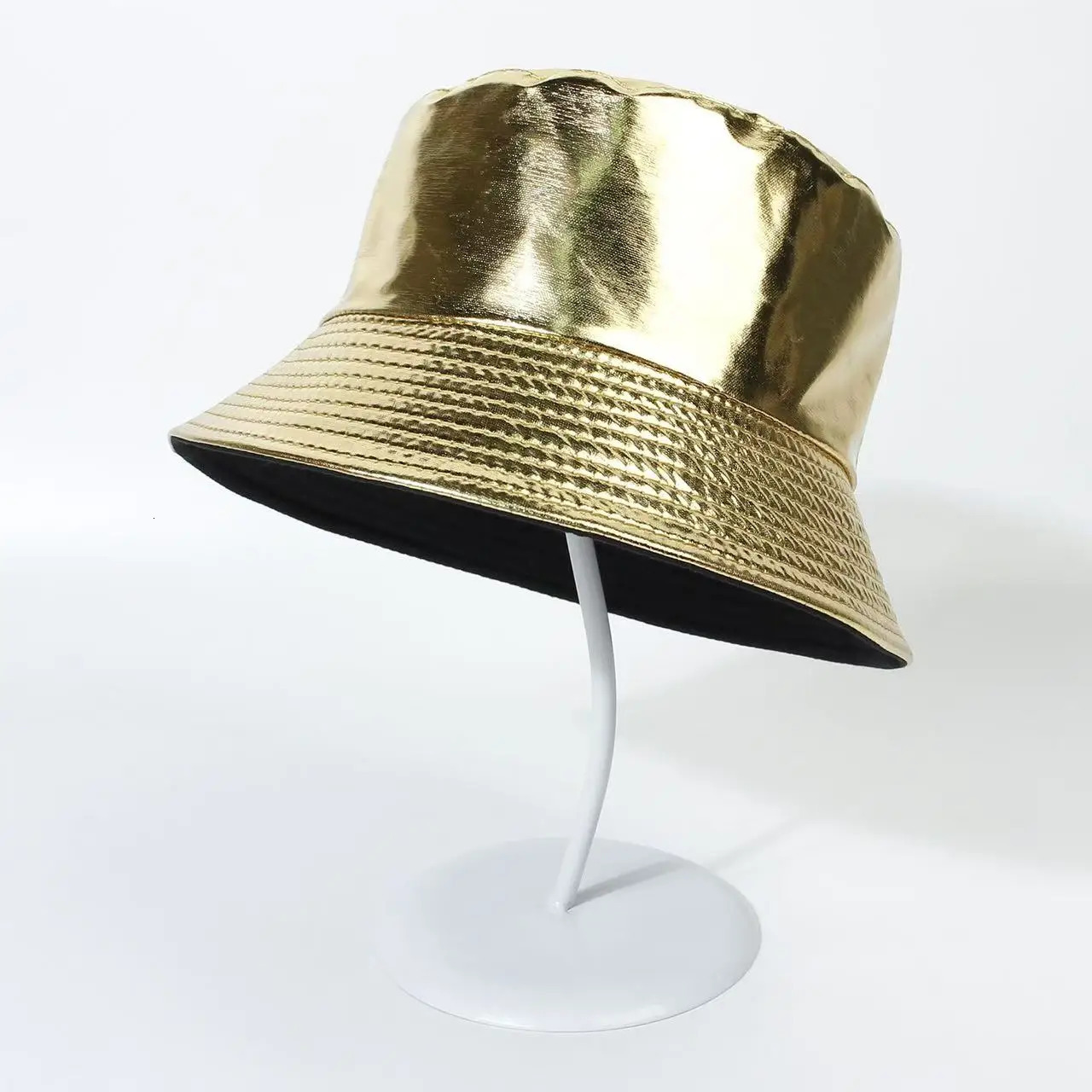 Artificial leather reversible bucket hat fashionable waterproof fishermans hat mens and womens gold and silver black fishing hat sun hat 250409