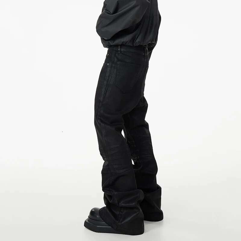 Niche Design Vinyl Coated Crease Texture High Elasticity Fit Traig Flare Pants Tide Men's Denim Trousers 2025 New