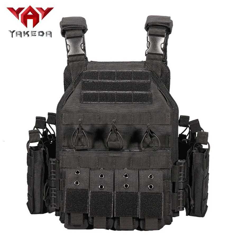 YAKEDA Quick Disassembly Tactical Training Vest Outdoor CS Protective Equipment Combat Vest Camouflage Suit XJ251114