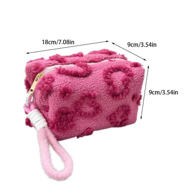 New Pink Red Heart Makeup Bag with Tether Girl Large Capacity Travel Organizer Cute Plush Makeup BagXJ250415