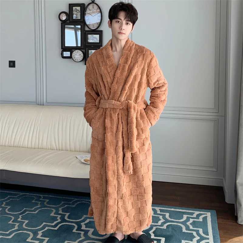 Autumn Winter Flannel Couple Home Clothes Simple Sweet Comfortable Sexy Warm Long Nightgown Mens Robe Coral Fleece Bathrobe C251115