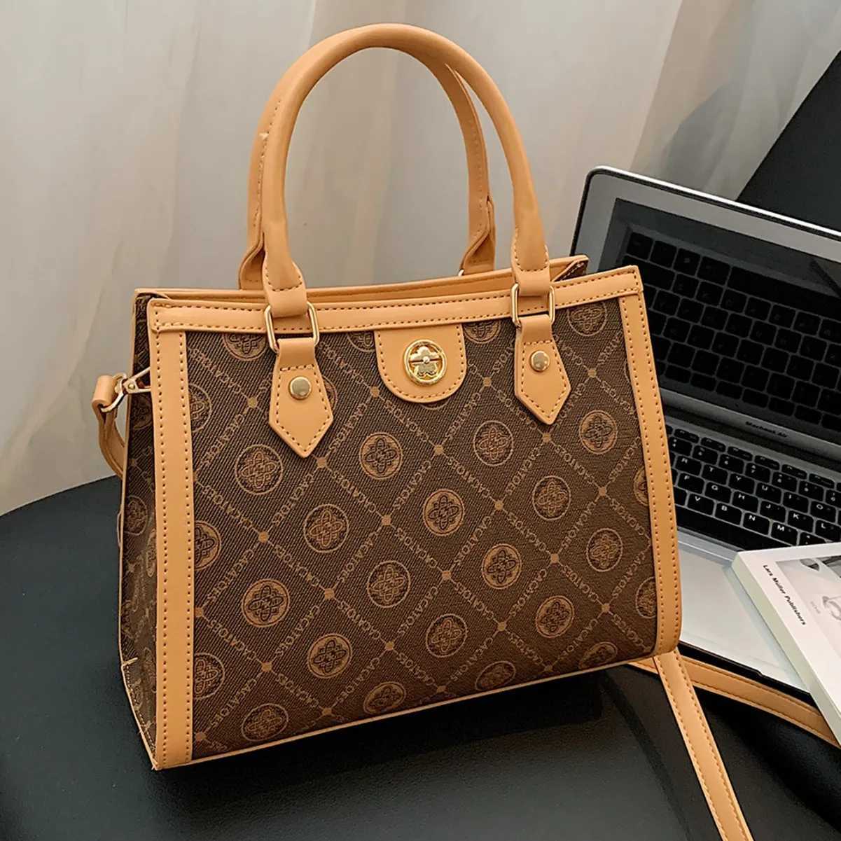 Full Print Monogram Tote Bag Embossed Shoulder Purse for Women Minimalist Crossbody Tote Fashion Bag Versatile Sling BagW251115