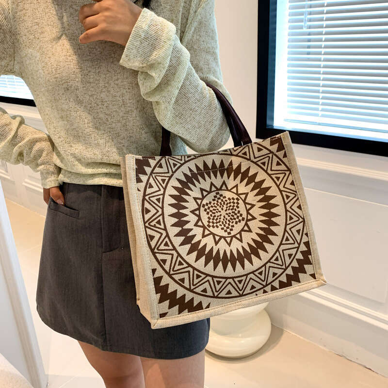 Handmade Beach Bag Large Capacity Linen Single Shoulder Tote Bag For Women's New Ethnic Style Fashion Mommy Bag, College Student Class Handbag Kq
