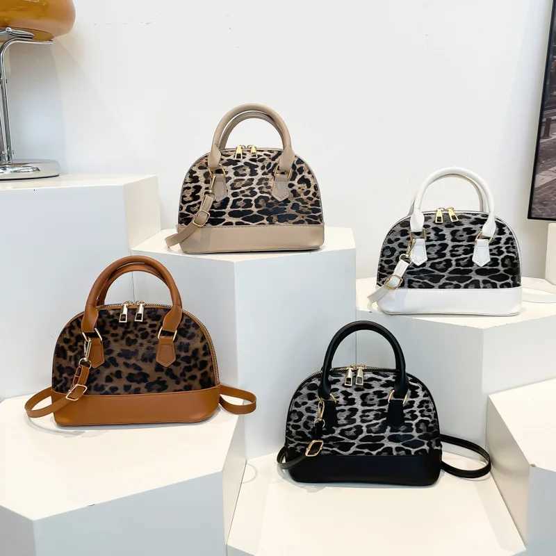 2025 Shell Shaped Shoulder Bag Elegant Leopard Print Crossbody Purse Stylish Womens Work Tote Fashionable Minimalist HandbagW251115