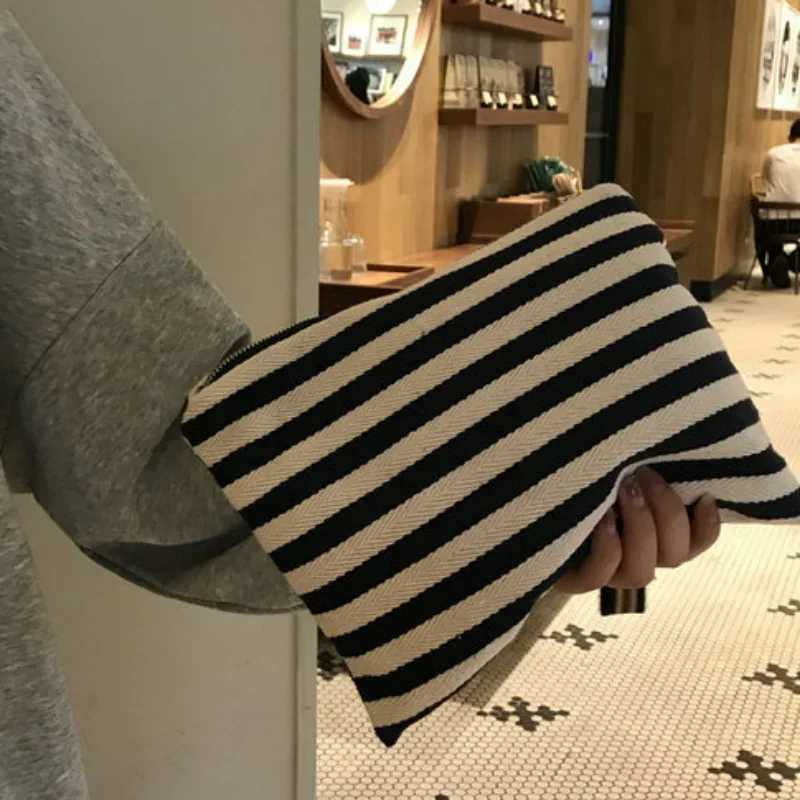 Cosmetic bag for women striped makeup box organizer Korean tassel cosmetic bag accessories travel toilet bag canvas beauty boxXJ250415