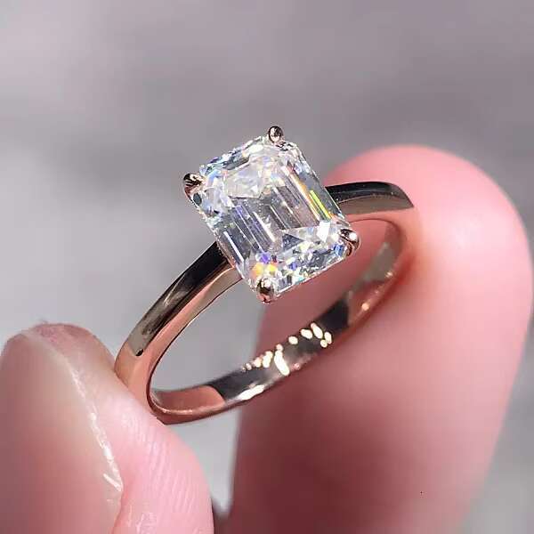 Romantic Wedding Engagement 18K Gold With 2ct D Color Emerald Cut Moissanite Ring Fashion Jewelry for Women Anniversary Ring