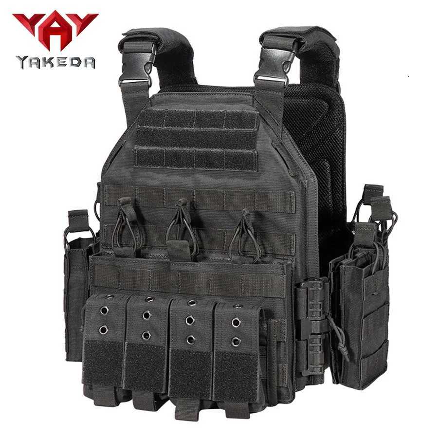 YAKEDA Quick Disassembly Tactical Training Vest Outdoor CS Protective Equipment Combat Vest Camouflage Suit XJ251114