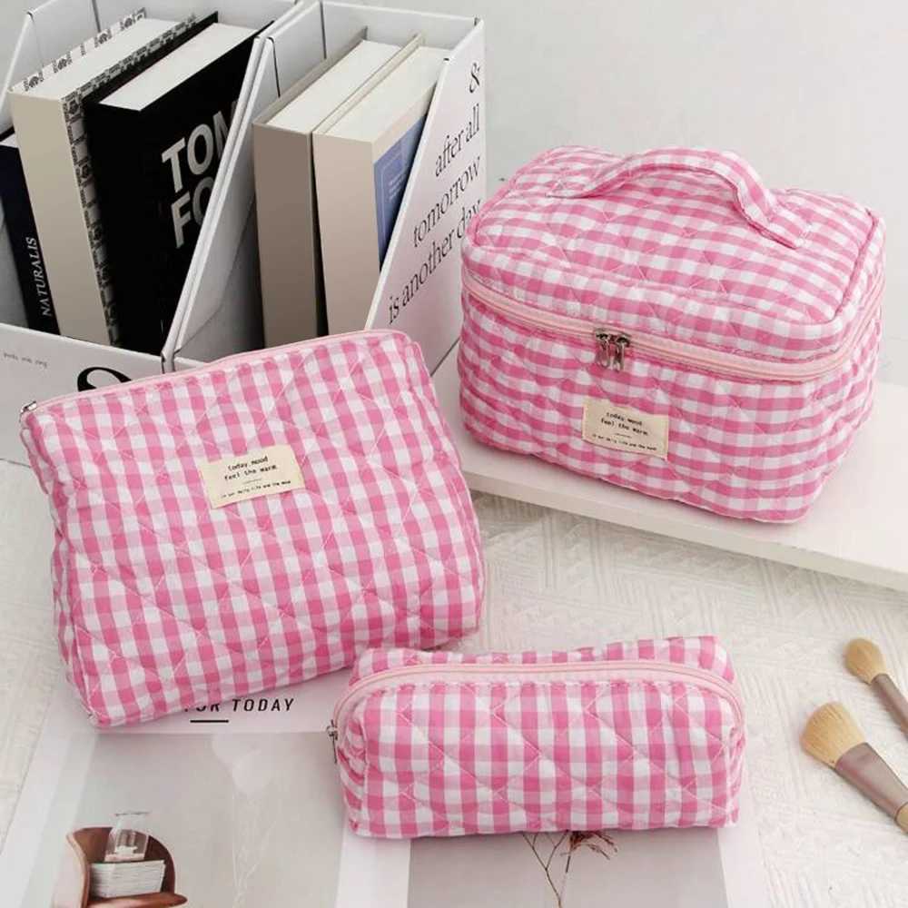 1 piece of checkered makeup bag large travel multi-color plain weave makeup storage bag girls makeup bag sanitary cotton bagXJ250415