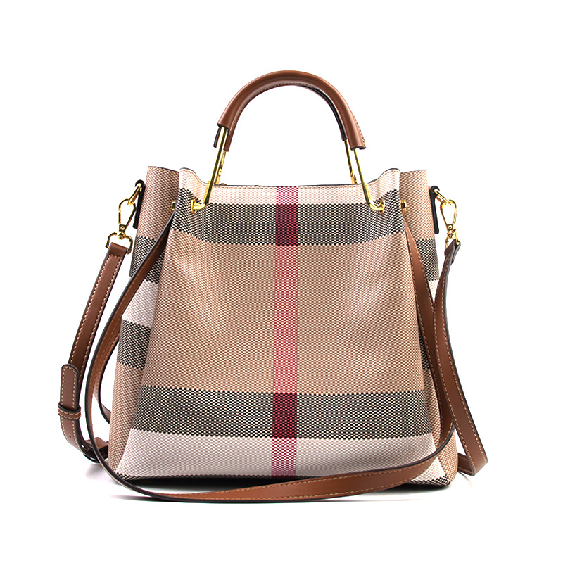 Free Shipping 2025 New Style Bucket For Women Stylish Fashionable Large Capacity High Hot Handbag Versatile Shoulder And Cross Body Designer Bag Luxur