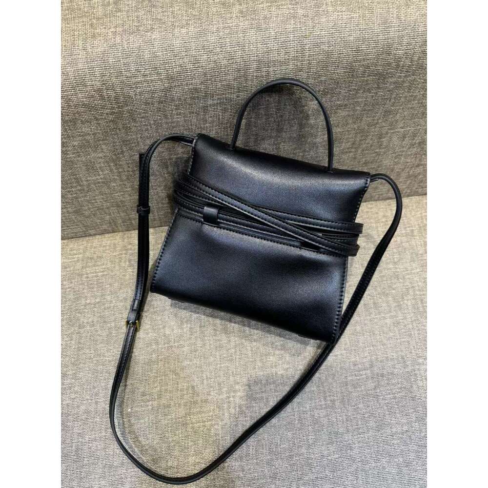 Mm Women's Bags Autumn/Winter New Celebrity Same Style Belt Strap One Shoulder Tote Leather Luxury Trendy Ins Women's Bag