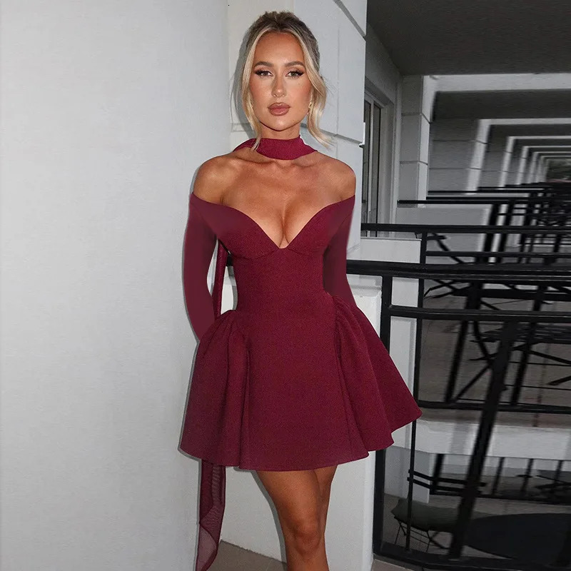 Sexy backless dress for women elegant solid color slim fit sleeveless V-neck high waisted party dress Y2K streetwear 250415