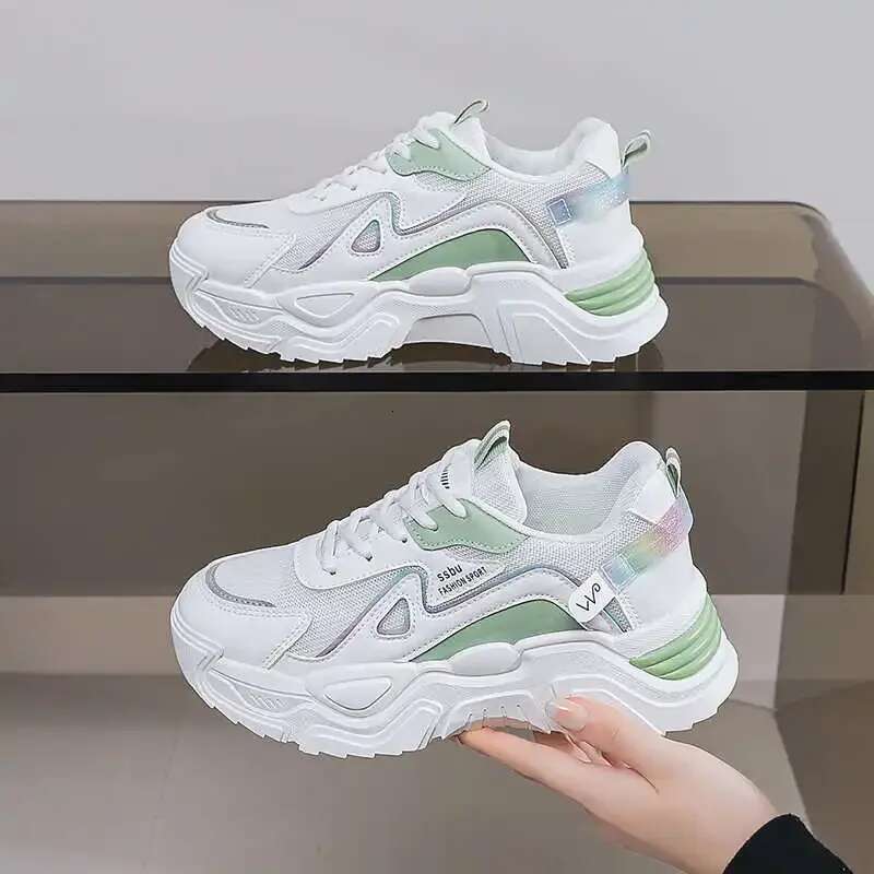 2025 New Designer Fashion Sports Shoes Women's Sports Shoes