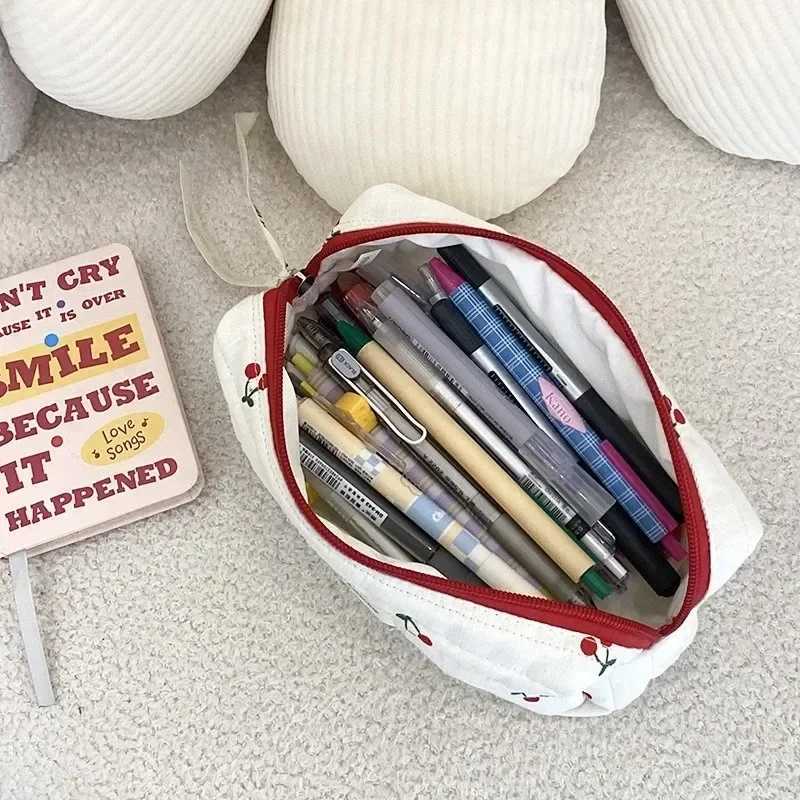 New Fi Cherry Pattern Makeup Bag Suitable for Womens Travel Small Square Makeup Storage Bag Cute Quilted Cotton Pencil BoxXJ250415