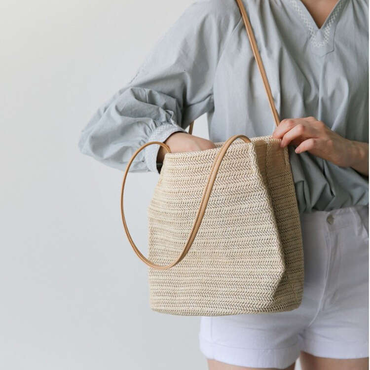 Handmade Beach Bag Korean Straw Woven Casual Weaving, Small And Single Shoulder Ins, New Summer Fresh Bucket Bag, Handheld Women's Bag Kq2