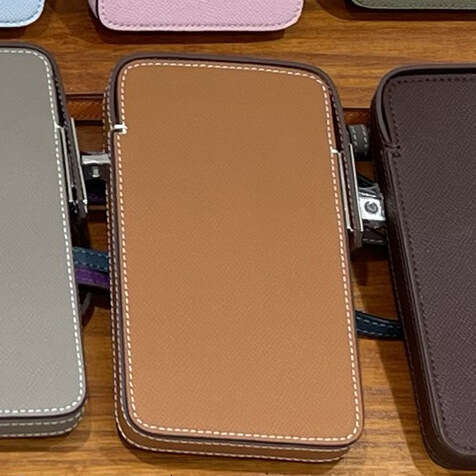 Mm Women's Bags Metal Buckle Phone Cowhide Crossbody Small High-End Texture Mini Women's Bag, Simple And Versatile Leather Backpack