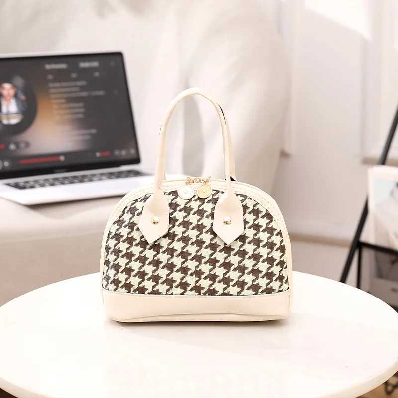 Bag Female 2024 New Single Shoulder Crossbody Shell Bag Thousand Bird Grid Fashion Simple Mini Womens BagW251115
