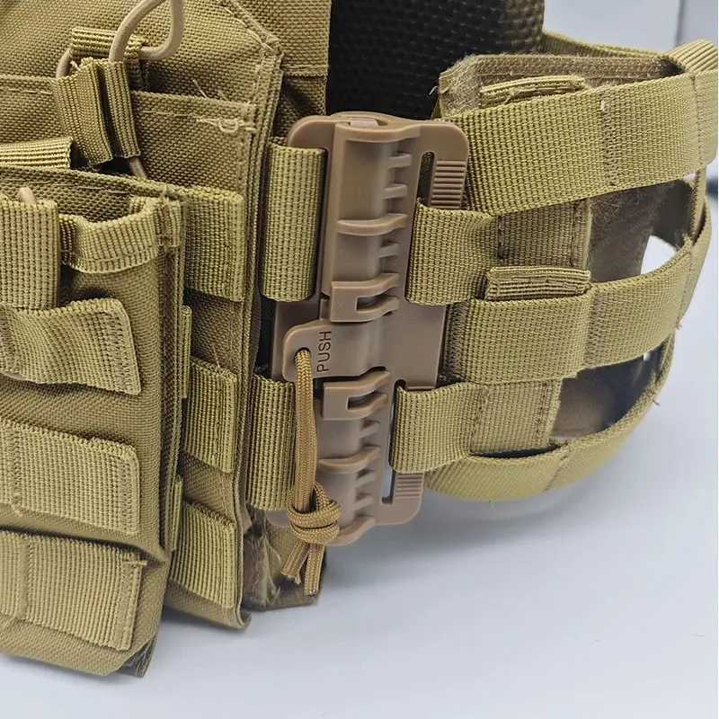 New Quick Release Buckle Tactical Vest JPC Triple Magazine Pouch Hunting Molle Plate Airsoft Accessory Carrier CS Game Vest Gear XJ251114