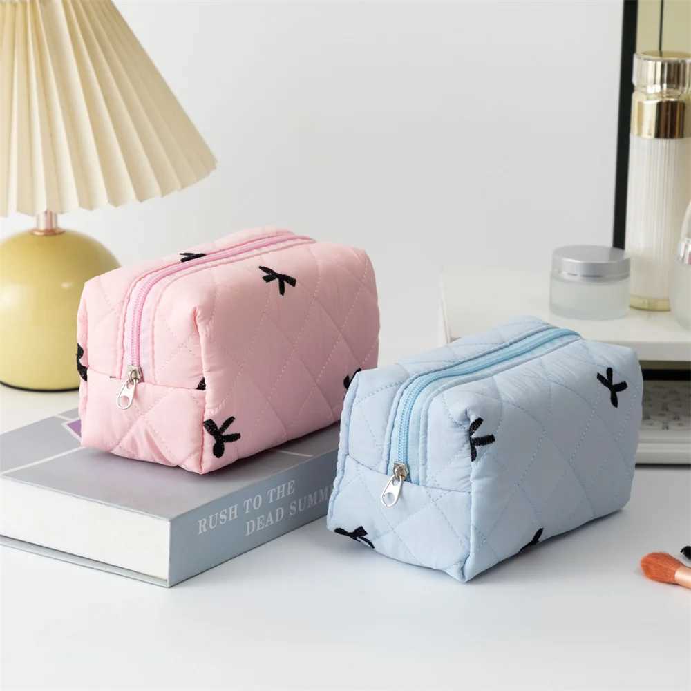Bow Quilting Cotton Makeup Bag Womens Zipper Makeup Bag Makeup Organizer Large Capacity Womens Portable Toilet CoverXJ250415
