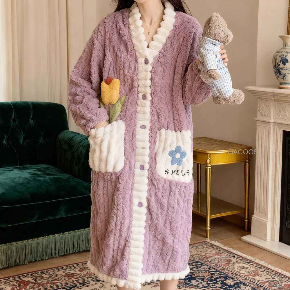 New Cute Nightgowns Warm Bathrobes for Women Pajamas Thick Coral Velvet Bowknot Soft Sleepwear Korean Girls Flannel Long Robe C251115