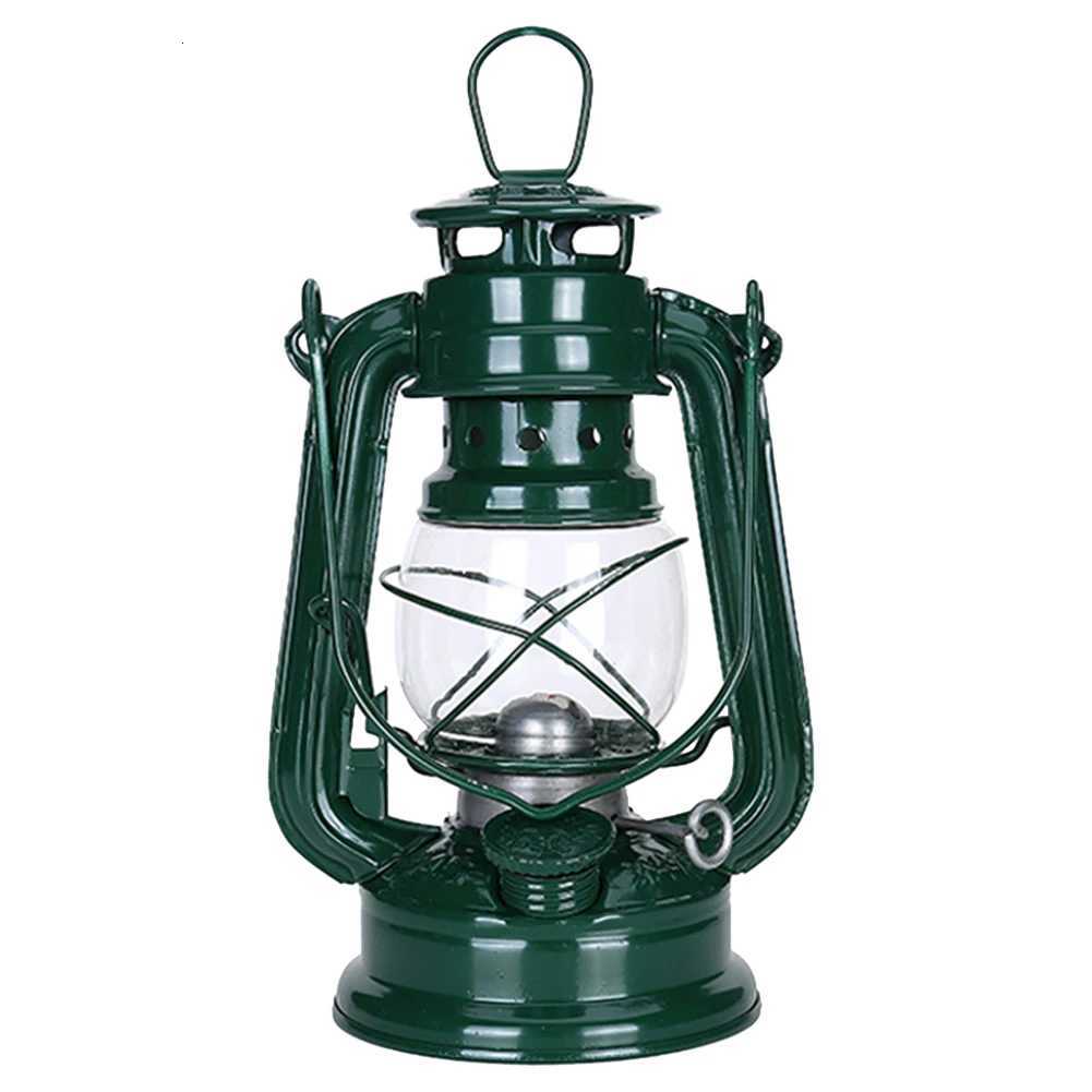 Vintage Fuel Camping Lanterns Metal Kerosene Lantern Hurricane Table Lamps with Handle for Patio Decoration M251115
