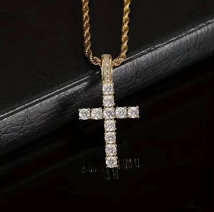 DHcollection Real Gold Plating Hip Hop Brass With One Row Bg Zircon Cross Pendant Necklace