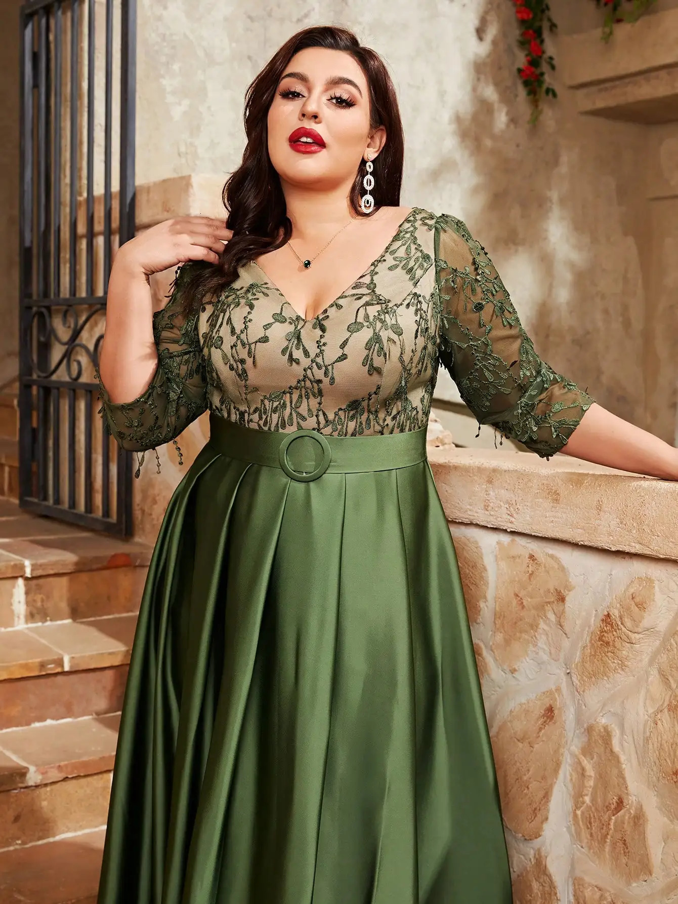 Mgiacy plus size Vneck impregnated lace long sleeved color contrast patch work satin border buckle full skirt 250407