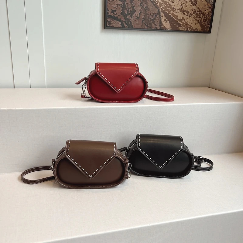 Advanced Feeling Retro Fashion Project Womens Shoulder Bag PU Solid Color Beautiful Versatile Crossbody Bag 250410