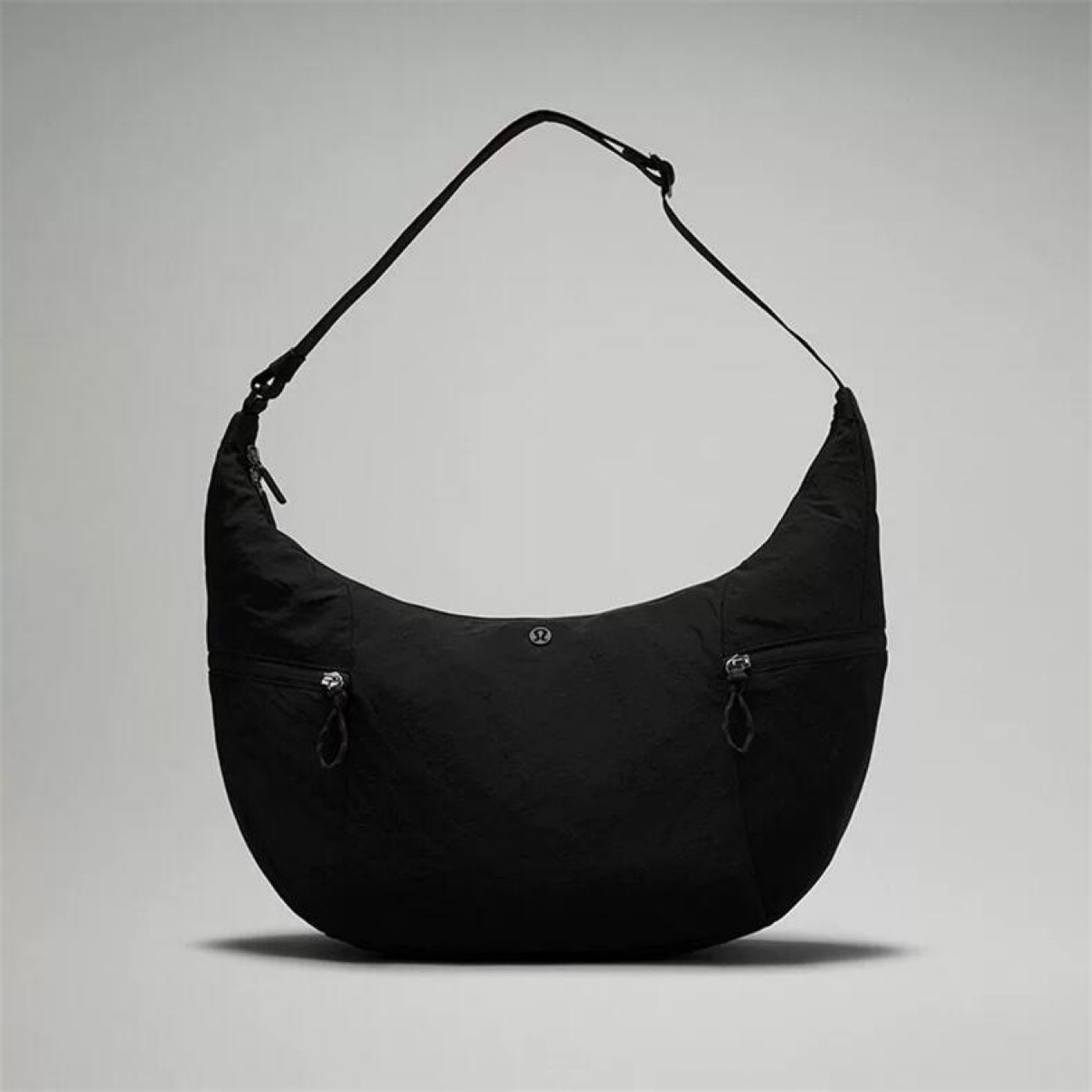 2025 Women's Korean-style lazy dumpg shoulder bag with a niche high-end feel Versatile for commuting and fiess