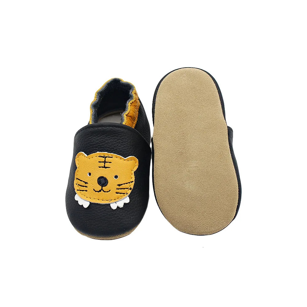 Baby Shoes Toddler Girls Boys Casual Ergonomic Leather Shoes born Infant Barefoot Shoes Baby Sapato Loafers Kid Items stuff 250415