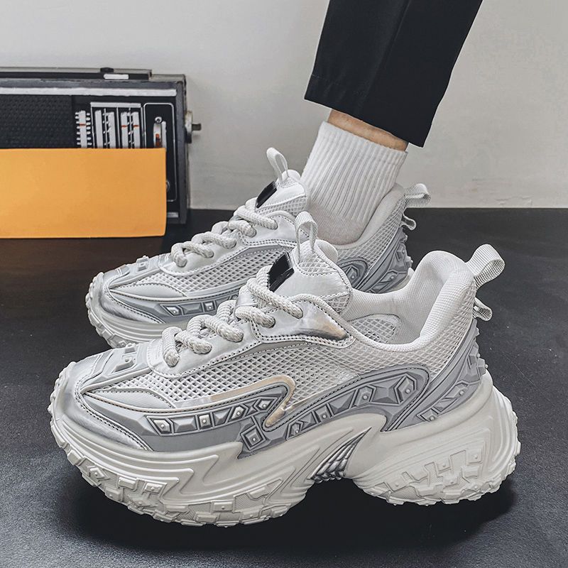 free shipping designer tripe men women breathable comfort black White outdoor sports casual shoes trainers sneakers classic