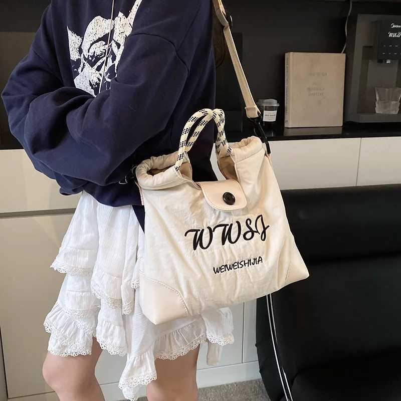 2025 Embroidered Monogram Tote Bag Korean Inspired Shoulder Purse for Women Spacious Crossbody Bag Spring Summer EssentialW251115