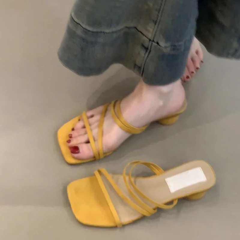 Summer Womens Open Lace Slide Fashion Narrowband Slide Womens Outdoor Street Style Low Heels Shoes 250411