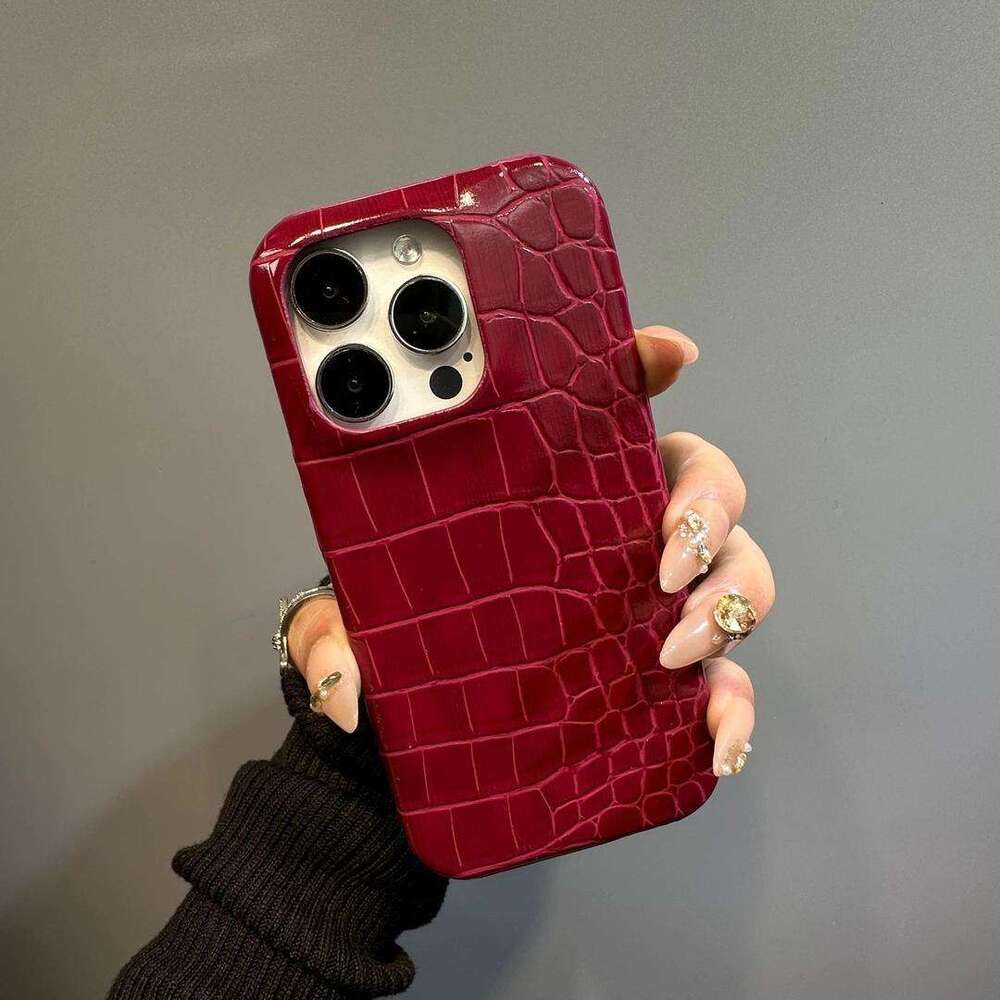 Burgundy Crocodile Pattern iPhone 17 Pro Max Case Apple 15 New Model 14 Niche 13 Cover 12 PM Compatible