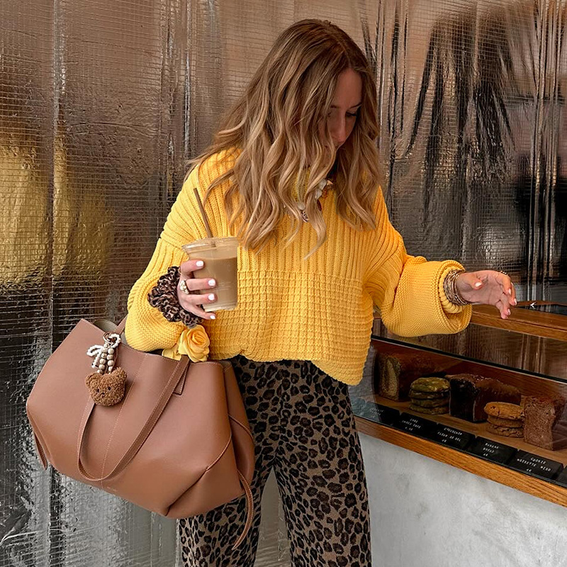 Ladies Solid Color Loose Sweater Casual Street Hundreds of Tops Exquisite pit stripes small round neck design sense of fashion Spring Autumn Winter Ho