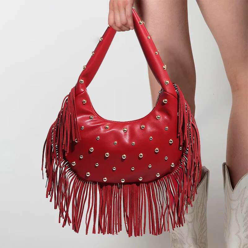 Brand Design Tassel Rivet Handbag Retro Shoulder High Quality Pu Leather Messenger Bag Ladies Large Capacity Armpit Bag