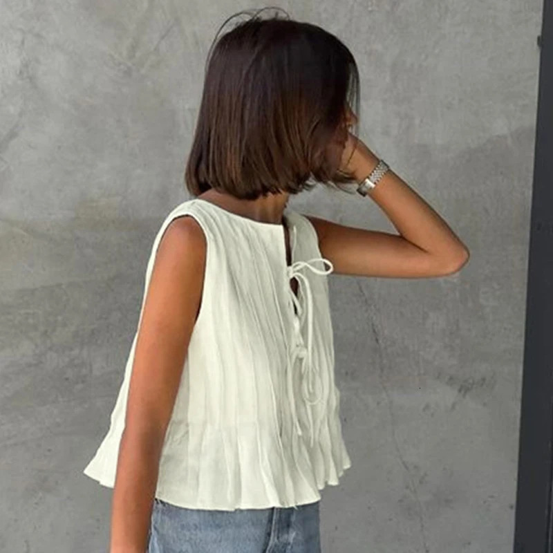 Solid Tank Women Summer Fashion Bandage O-Neck Casual Slim Tank Sexy Sleeveless Hollow Out Female Club Party Versatile Tank 250415