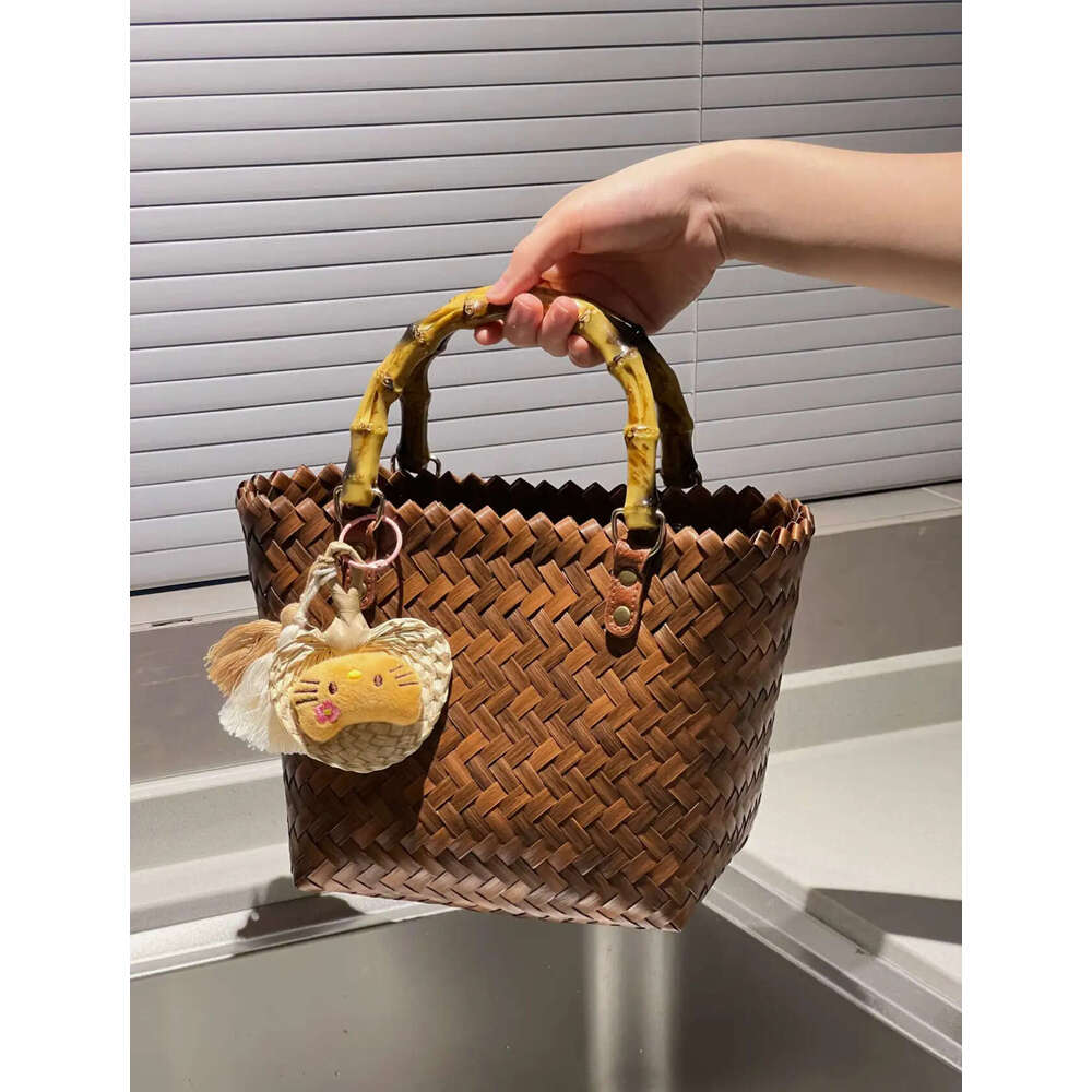 Handmade Beach Bag Handmade, Fashionable And Versatile Vegetable Basket, Bamboo Knot Hand-Held Straw Woven Tote Bag, Women's Companion Handbag, G