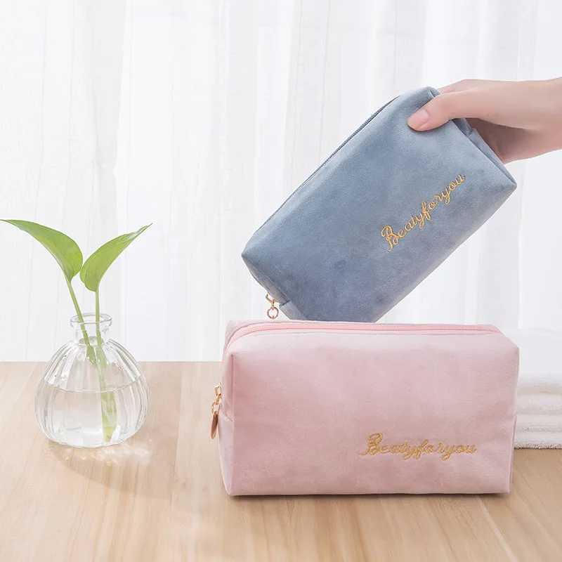 Womens makeup bag soft Veet makeup storage bag sanitary pad packaging travel makeup bag organizer bag beauty bag W bagXJ250415