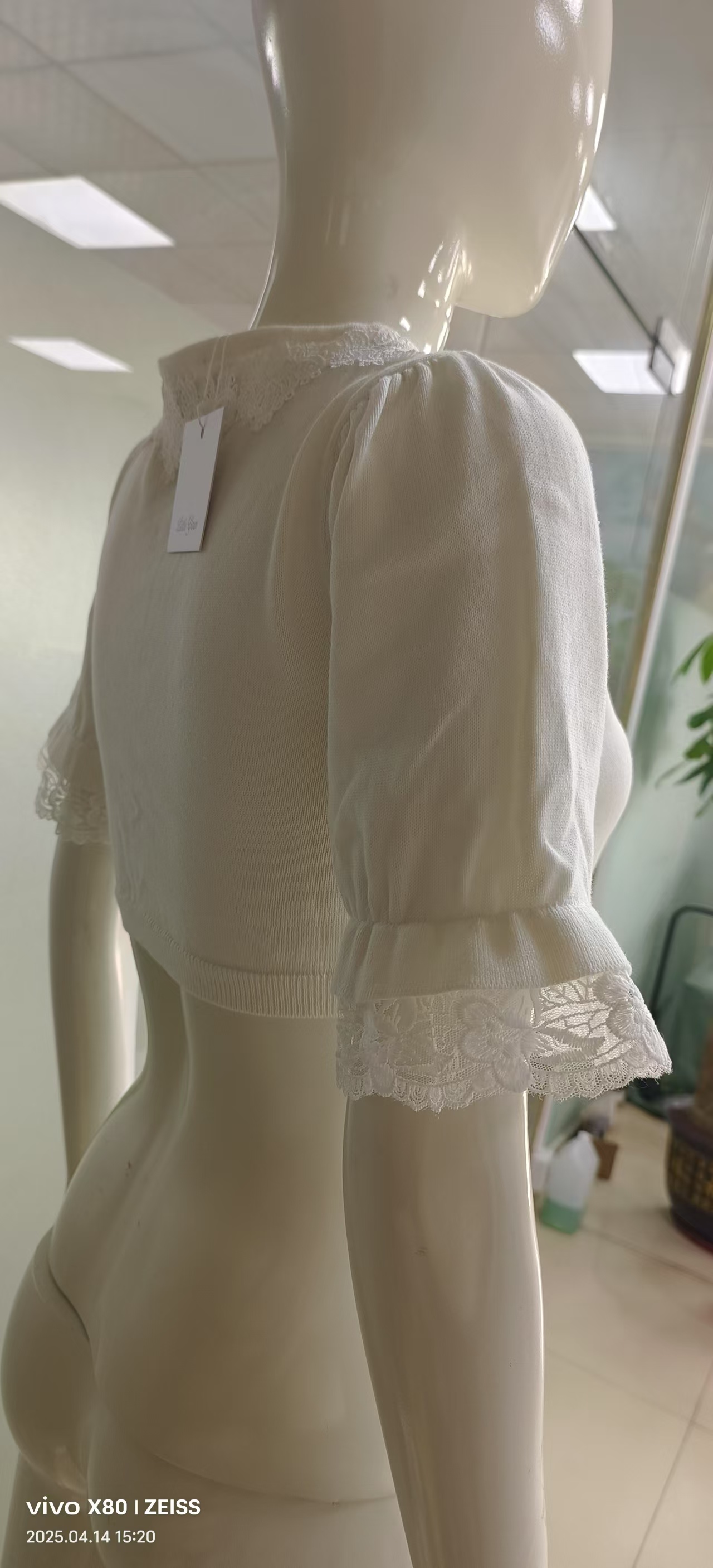 Trendy Women's Summer Shirt - Lightweight Short-Sleeved Pullover Support customized styles with complete options