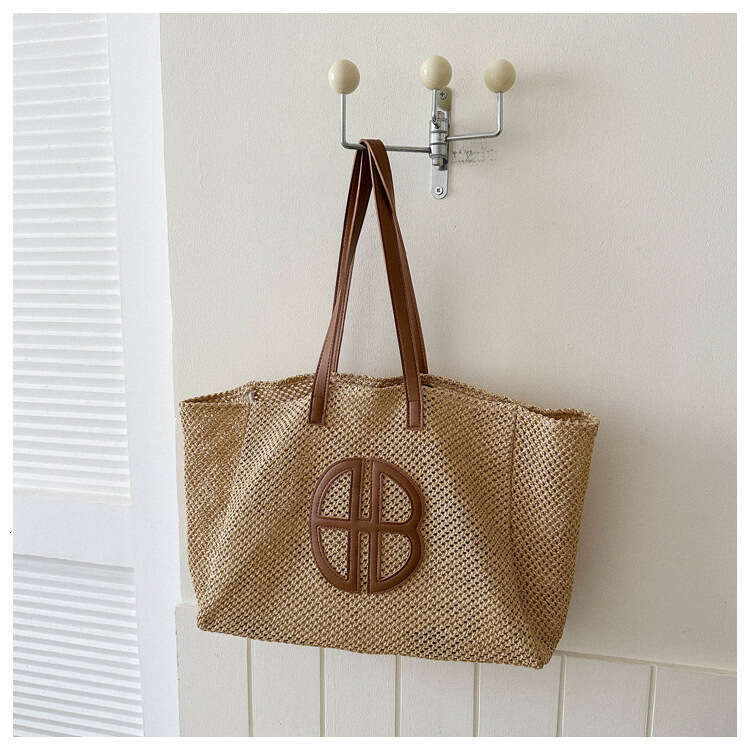 Handmade Beach Bag Straw Fashionable Instagram Style Trendy Women's 2024 New Shoulder Two-Piece Set Large Capacity Handbag Woven Bag Kq2