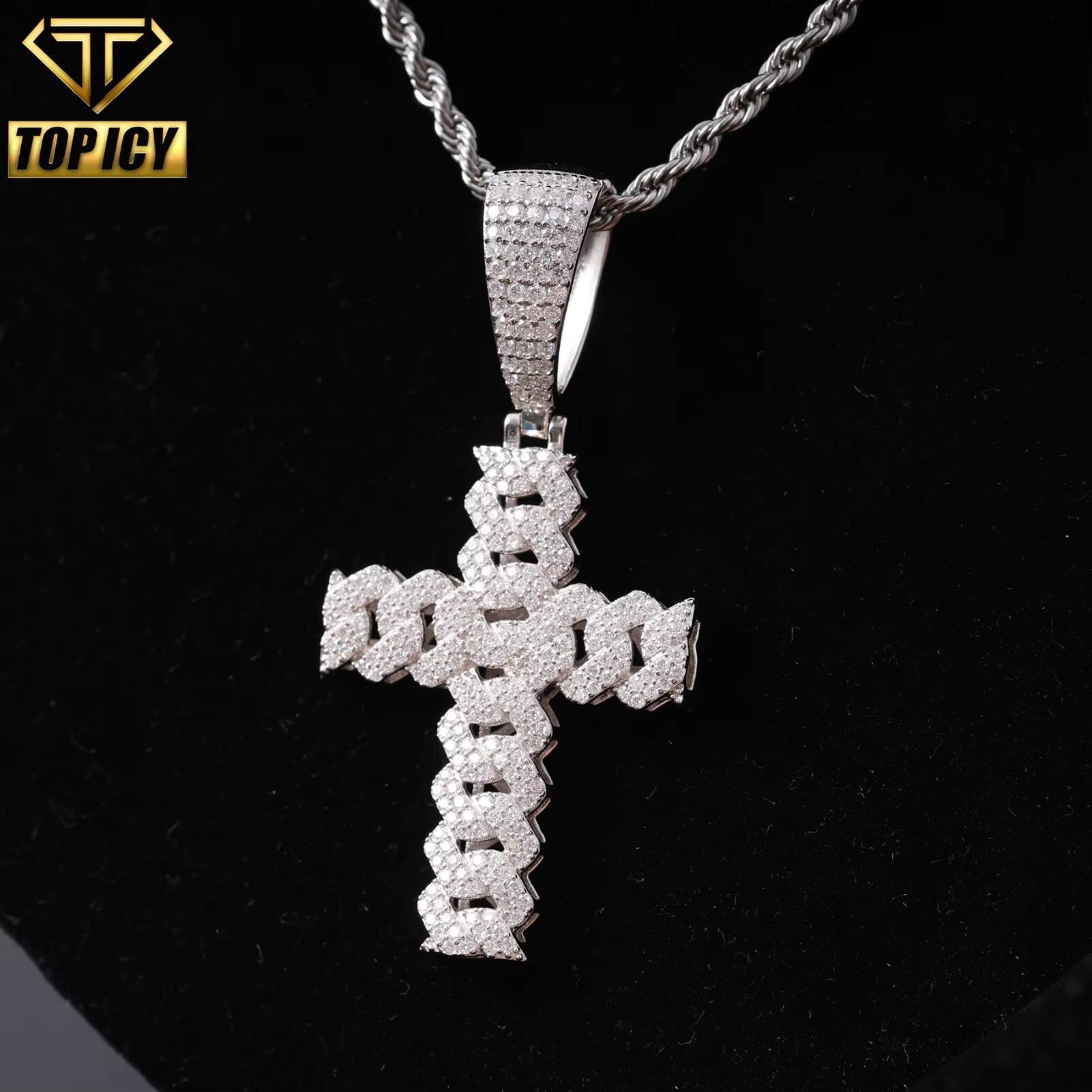 925 Silver Moissanite Cross Pendant Iced Out Hip Hop Jewelry with Zircon Diamond Fashionable Cross Charms for Men and Women