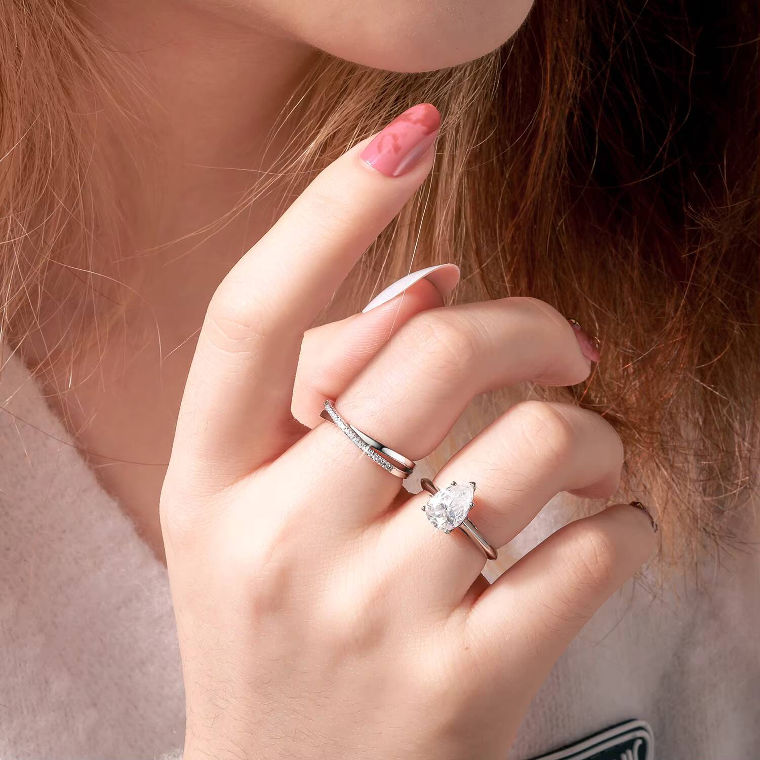 Luxury 2Ct Pear Cut Moissanite Diamond Engagement Ring 925 Sterling Silver Solitaire Bridal Jewelry Gift for Women