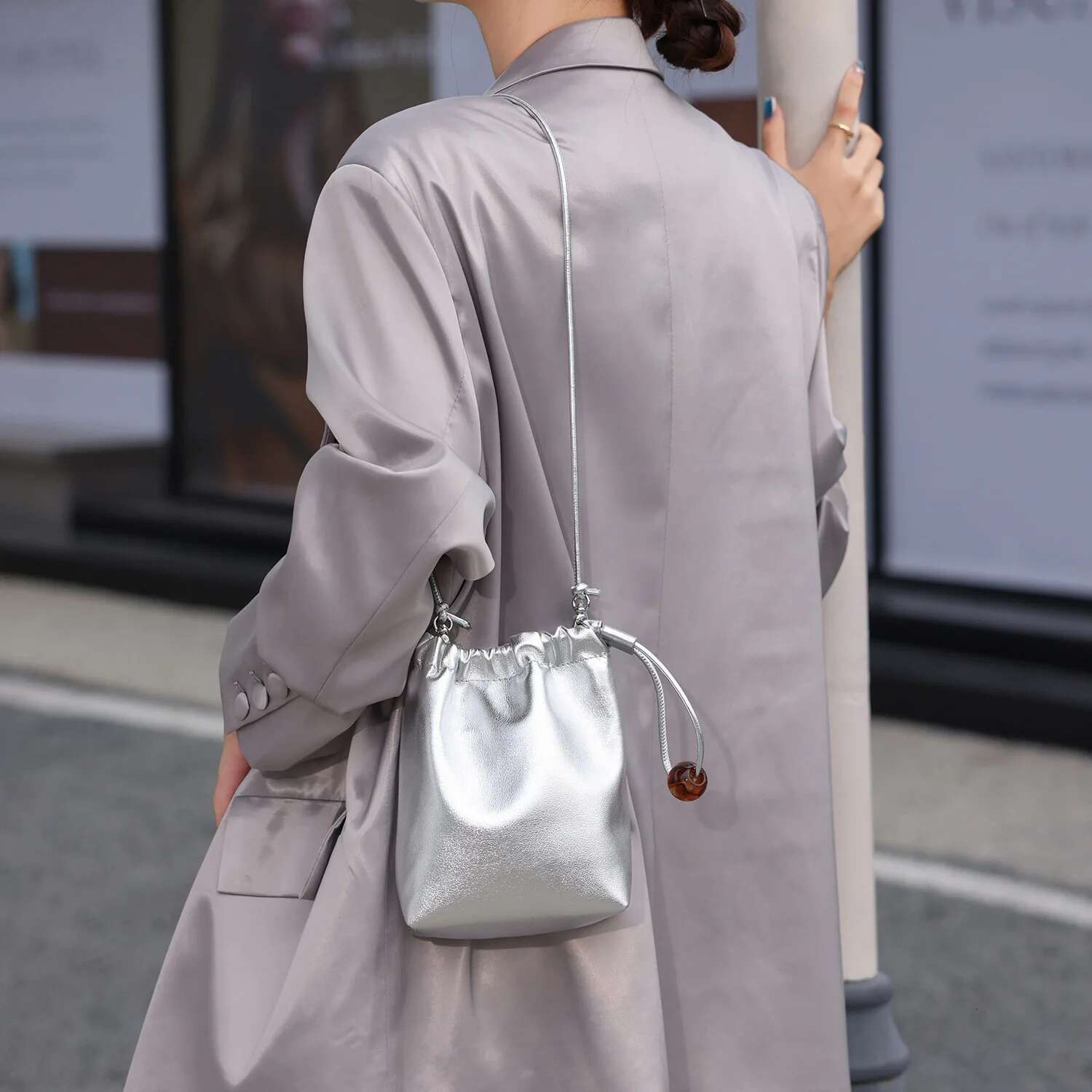 Ins Chic Gold Sier Mini Phone Purse Summer Nappa Cow Leather Women Crossbody Bag Small All-match String Close Pouch