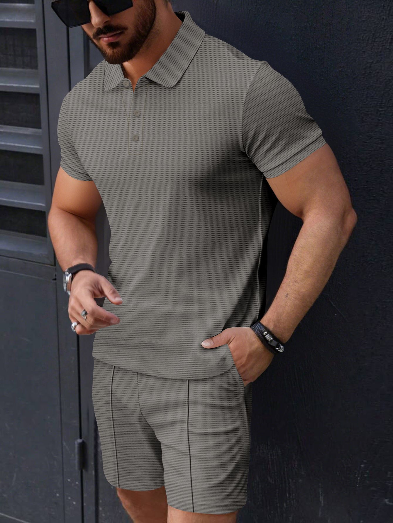 Summer fashion mens small square solid color lapel short sleeved polo shirt shorts casual breathable set