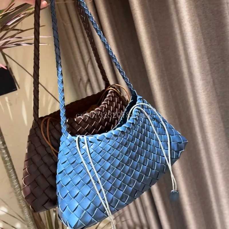 Women Handwoven Shoulder Bag Korean Casual Trendy Large Capacity Handbag Soft PU Leather Ladies Tote Bag Summer Underarm Bags C251115