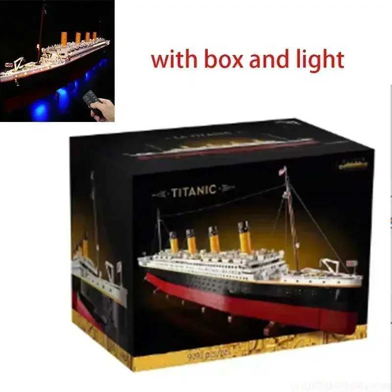 Titanics 9090Pcs large cruise ship is compatible with 10294 building block toy gifts W250415