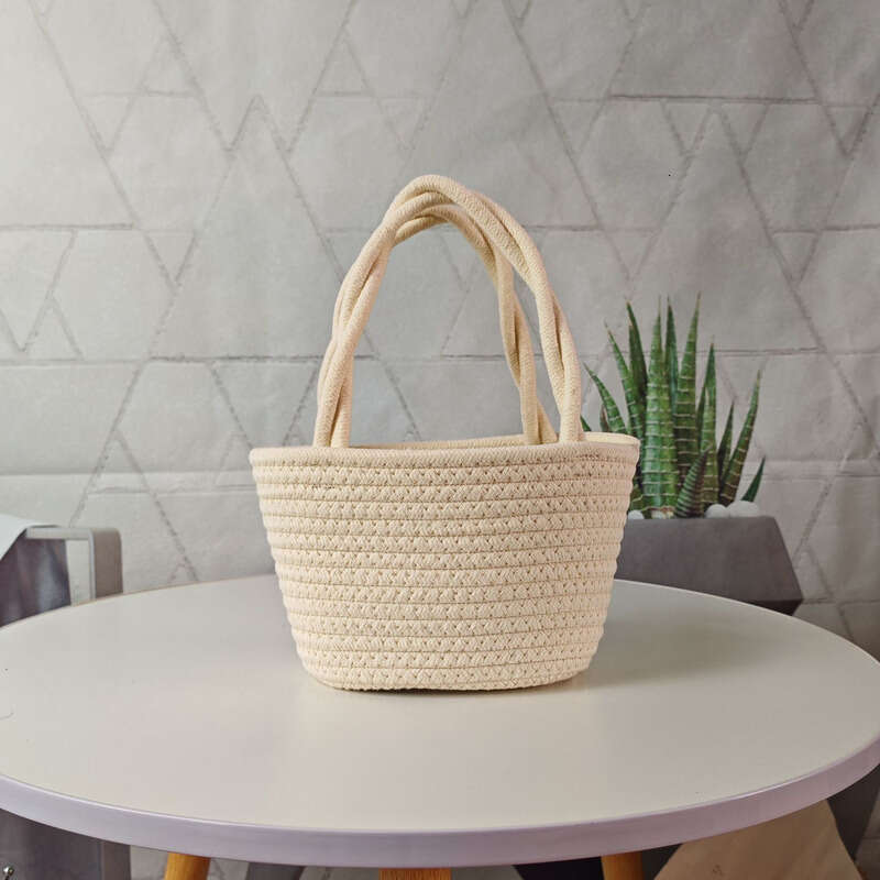 Handbag, cotton thread, casual woven beach vacation straw bag, fashionable and casual, solid color, trendy outfit