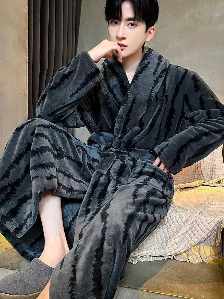 Zebra Stripes Robe for Men Sleepwear Belt Bathrobe Winter Night Wears Warm Fleece Pajama One Piece Nightgown Homewear 2024 New C251115