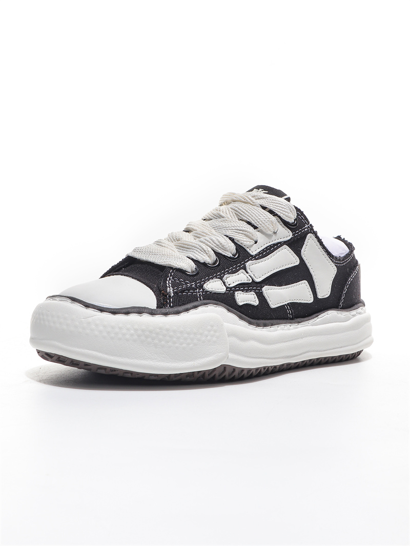 2025 new Dissolving shoe co-branded bone shoe thick-soled sports skate shoes TK best-selling same style suitable for couples and versatile