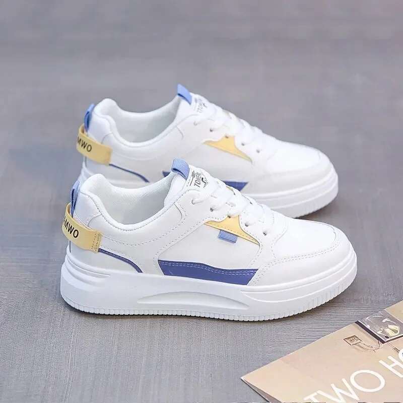 2025 New Designer Fashion Women's Sports Shoes White Running Thick soled Sports Shoes